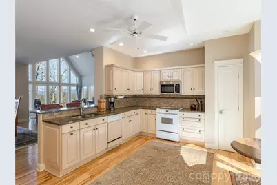 402 Claremont Drive, Flat Rock, NC 28731 - Photo 15