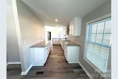 5670 Quailwood Drive, Hickory, NC 28601 - Photo 17