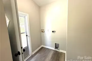 5670 Quailwood Dr, Hickory, NC 28601 - Photo 19