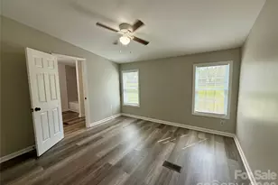 5670 Quailwood Dr, Hickory, NC 28601 - Photo 25