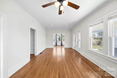 304 Lowrance Avenue, Kannapolis, NC 28081 - Photo 11