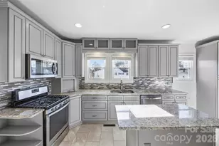 304 Lowrance Ave, Kannapolis, NC 28081 - Photo 23