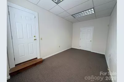 501 N Main Street, Hendersonville, NC 28792 - Photo 31