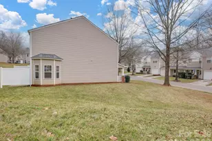 418 Doughton Ln, Charlotte, NC 28217 - Photo 25