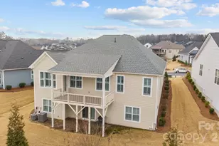 45528 Misty Bluff Dr, Charlotte, NC 28278 - Photo 35