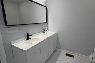 227 32nd St Pl SW, Hickory, NC 28602 - Photo 7