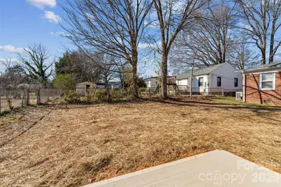 400 Lincoln Street SW, Concord, NC 28025 - Photo 5