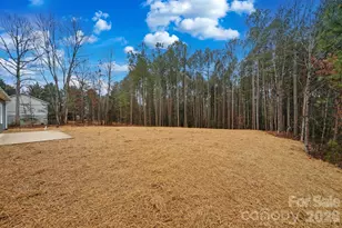 5109 Hanging Rock Ct, Hickory, NC 28601 - Photo 25