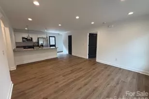 5109 Hanging Rock Ct, Hickory, NC 28601 - Photo 3