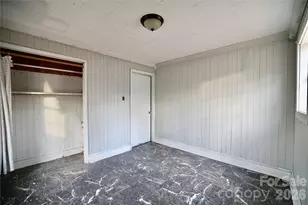 7633 Gwynne Hill Rd, Charlotte, NC 28215 - Photo 15