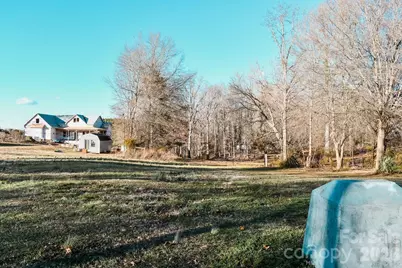 6016 Oxford School Road, Claremont, NC 28610 - Photo 5