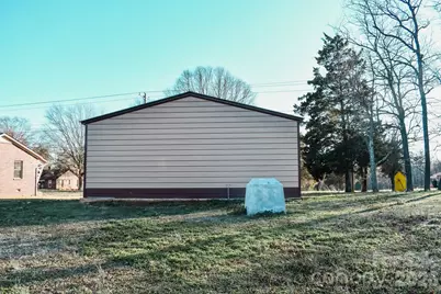 6016 Oxford School Road, Claremont, NC 28610 - Photo 7