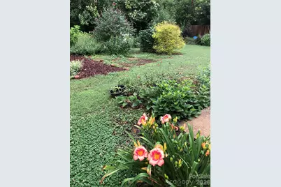 915 Onslow Drive, Greensboro, NC 27408 - Photo 41