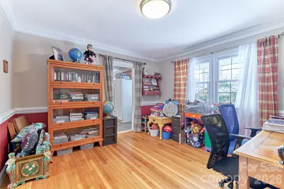 915 Onslow Drive, Greensboro, NC 27408 - Photo 7