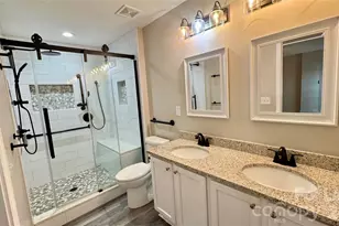 4001 Waterside Ln, Cramerton, NC 28032 - Photo 5