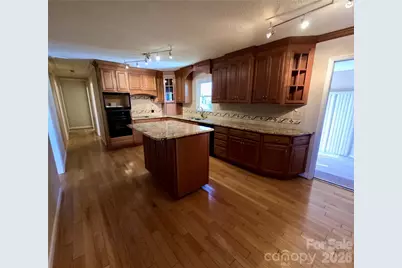 318 McCall Drive, Bessemer City, NC 28016 - Photo 5