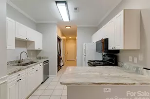 9233 Meadow Vista Rd, Charlotte, NC 28213 - Photo 17