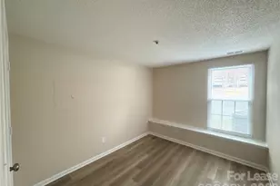 1610 Arlyn Cir, Charlotte, NC 28213 - Photo 17