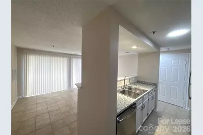 1610 Arlyn Circle #D, Charlotte, NC 28213 - Photo 11