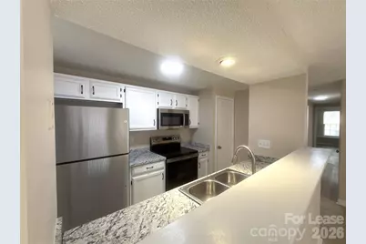 1610 Arlyn Circle #D, Charlotte, NC 28213 - Photo 9