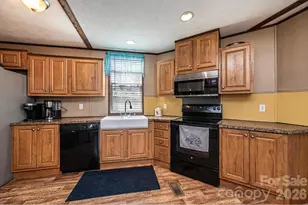 97 Pine Ridge Dr, Taylorsville, NC 28681 - Photo 9