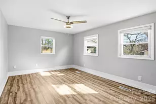 423 S Rhyne St, Dallas, NC 28034 - Photo 9