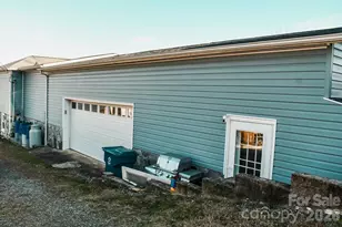 4928 Northcrest St, Claremont, NC 28610 - Photo 37