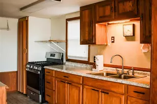 4928 Northcrest St, Claremont, NC 28610 - Photo 9