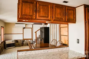 4928 Northcrest St, Claremont, NC 28610 - Photo 11