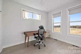 1925 Dunavant St, Charlotte, NC 28203 - Photo 17