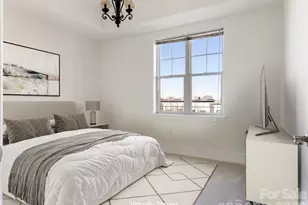 4625 Piedmont Row Dr, Charlotte, NC 28210 - Photo 11