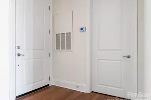 4625 Piedmont Row Dr, Charlotte, NC 28210 - Photo 17