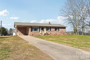 127 Mullinax Dr, Grover, NC 28073 - Photo 11