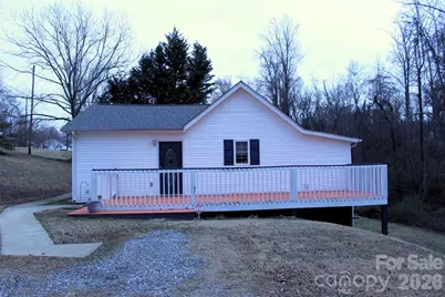 625 Milton Avenue SW, Valdese, NC 28690 - Photo 1