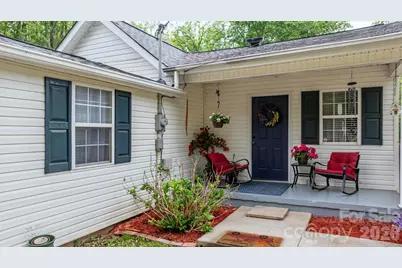 625 Milton Avenue SW, Valdese, NC 28690 - Photo 1
