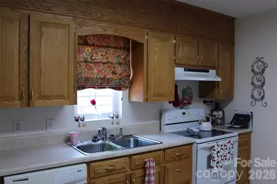 625 Milton Avenue SW, Valdese, NC 28690 - Photo 15