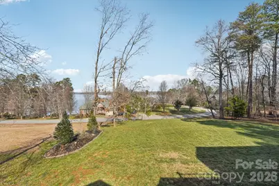 9484 Riviera Drive, Sherrills Ford, NC 28673 - Photo 31
