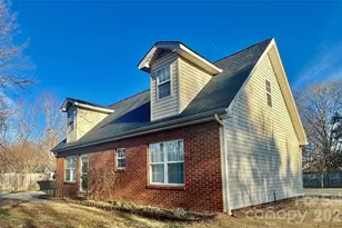 4463 Legend St, Concord, NC 29027 - Photo 3