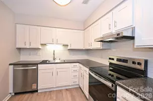 1031 Churchill Downs Ct, Charlotte, NC 28211 - Photo 11