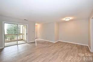 1031 Churchill Downs Ct, Charlotte, NC 28211 - Photo 5