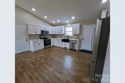 853 Haven Heights Drive, Marion, NC 28752 - Photo 7