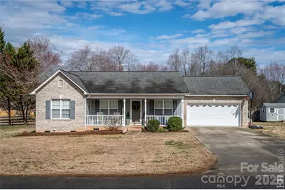 3321 39th Avenue Court NE #5, Hickory, NC 28601 - Photo 1