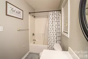 3321 39th Ave Ct NE, Hickory, NC 28601 - Photo 17