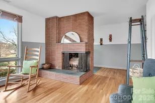 17 Swindale St, Asheville, NC 28801 - Photo 5