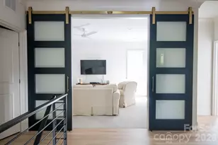 1300 Hazelhurst Ave, Charlotte, NC 28211 - Photo 25