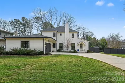 1300 Hazelhurst Avenue, Charlotte, NC 28211 - Photo 1