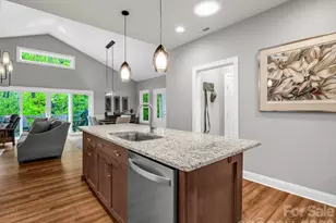 29 Stonehollow Ln, Brevard, NC 28712 - Photo 23