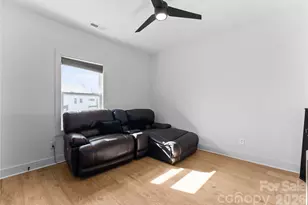 651 Tennyson Dr, Charlotte, NC 28208 - Photo 35