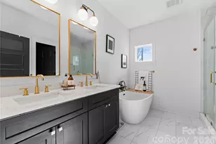 651 Tennyson Dr, Charlotte, NC 28208 - Photo 31