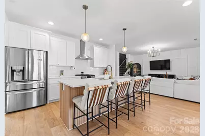 651 Tennyson Drive, Charlotte, NC 28208 - Photo 17